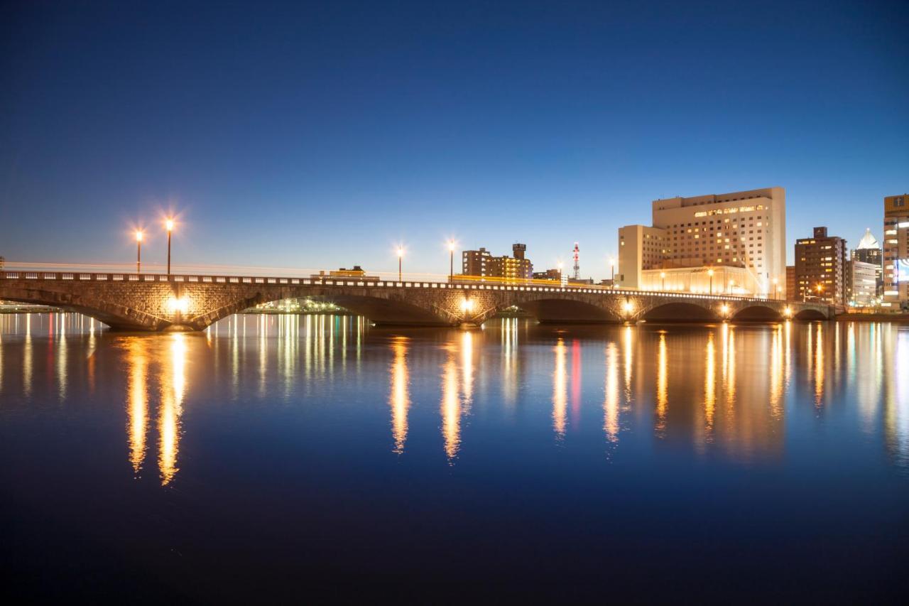 Hotel Okura Ниигата Экстерьер фото